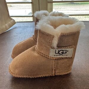 UGG Baby Size Small (Baby Size 2) Australia Tan Baby Booties - Never Used